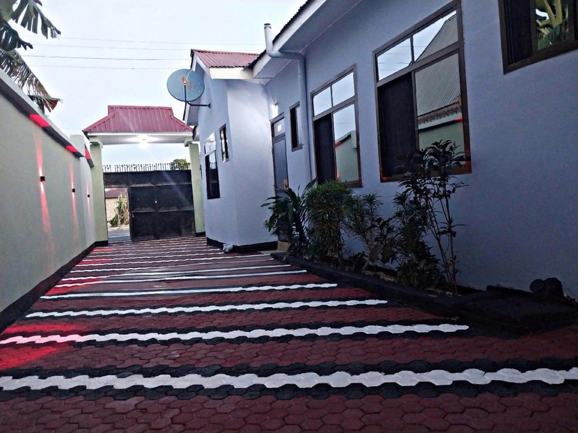 California Lodge Bagamoyo Kültér fotó